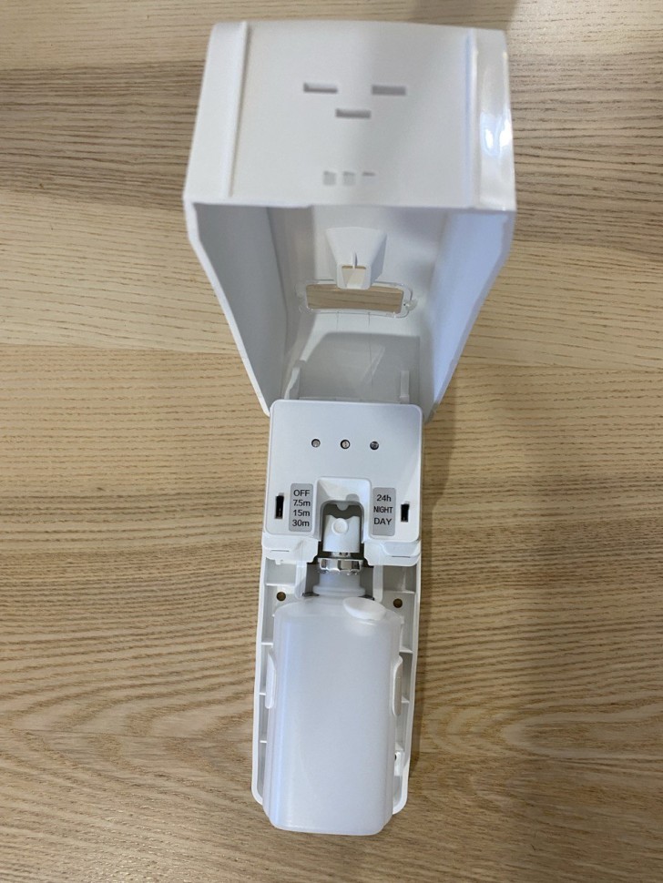 Автоматический освежитель воздуха WisePro K110-AH20-W АЭРОЗОЛЬНЫЙ Белый / 71220