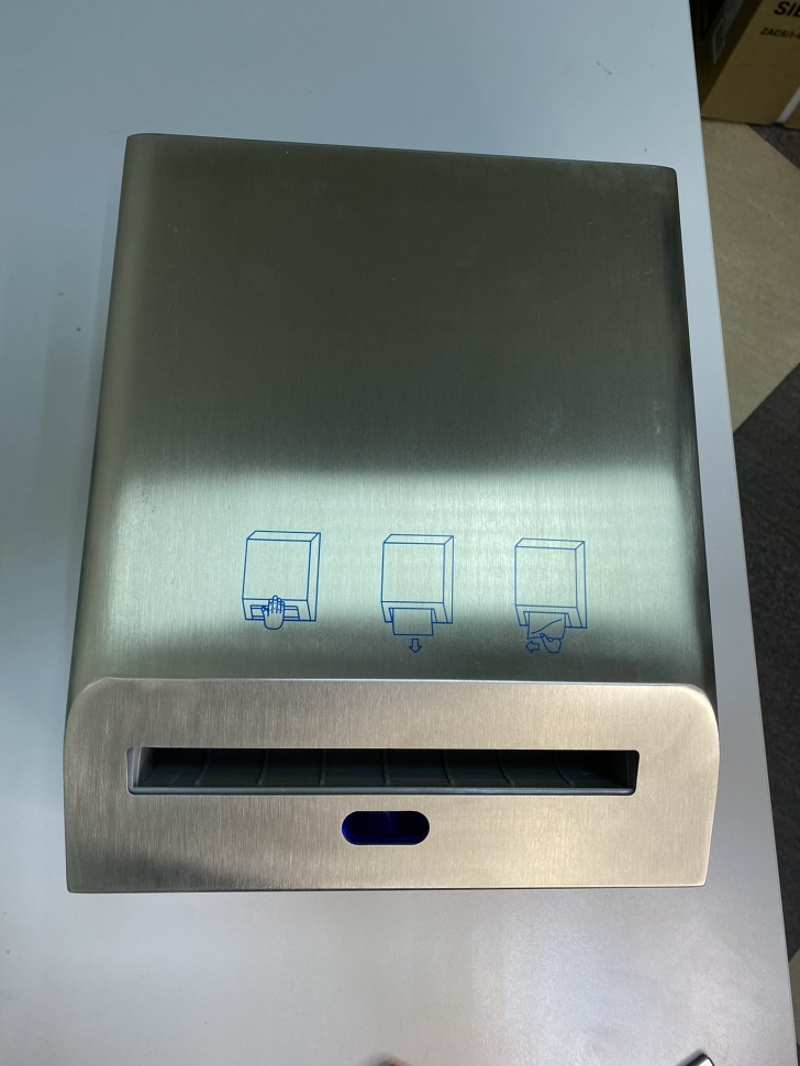 Диспенсер рулонных полотенец WisePro CZQ20KR-Brushed Автоматический Металл Матовая сталь / 77-1