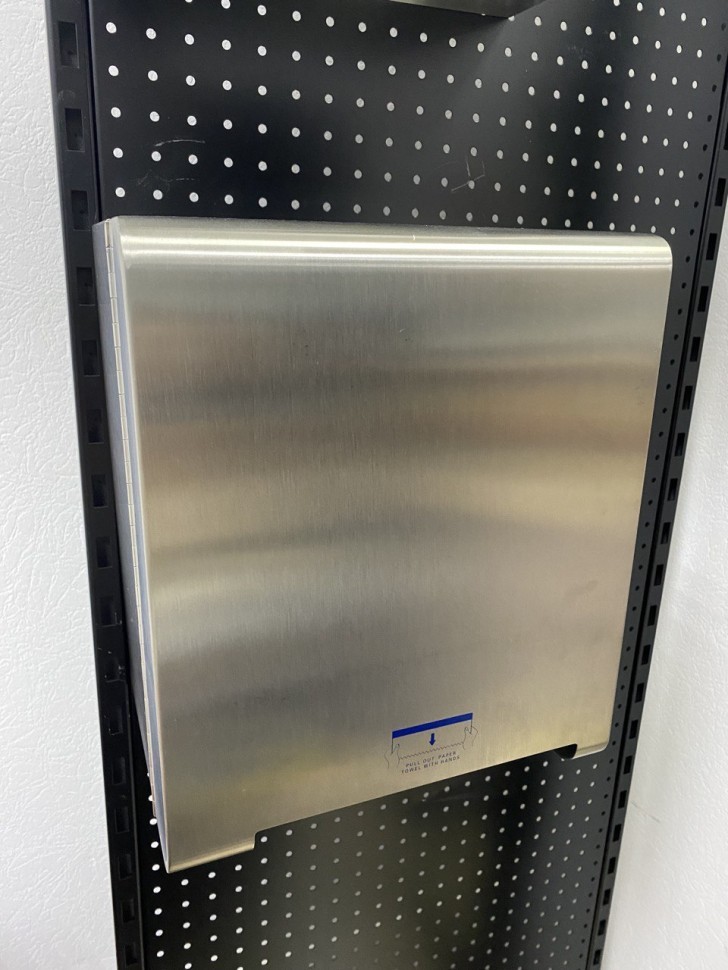 Диспенсер рулонных полотенец WisePro CZQ25K3-Brushed Металл Матовая сталь / 77-3