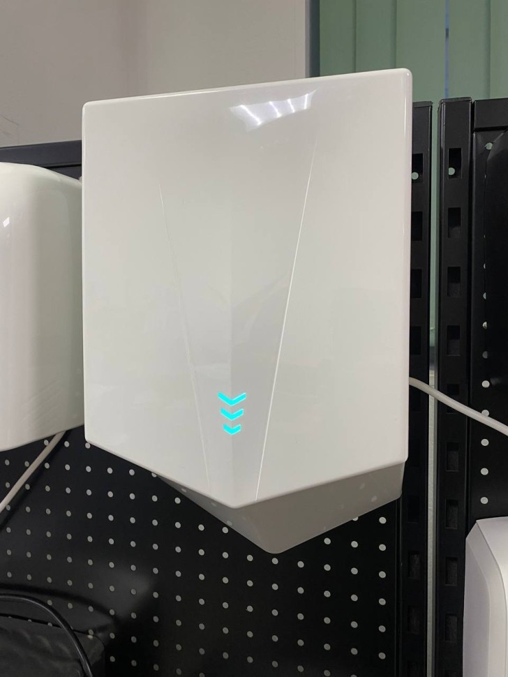 Сушилка для рук 150 м/с Скоростная 1300Вт Пластик Белая / WisePro  K2022B-W