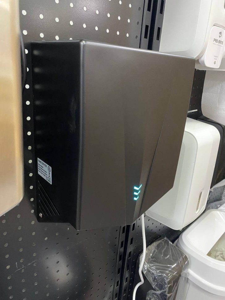 Сушилка для рук 150 м/с Скоростная 1300Вт Пластик Черная / WisePro K2022B-B