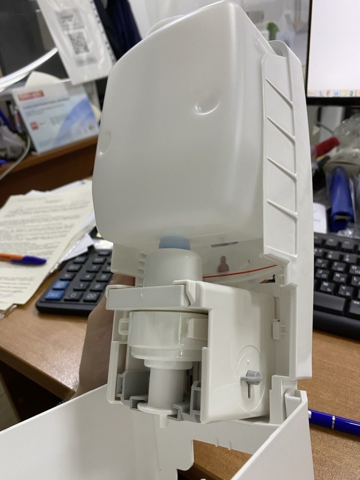 Дозатор для жидкого МЫЛА и ГЕЛЯ WisePro K210M-BS наливной механический 1000 мл, с регулировкой дозы, черный / 71020