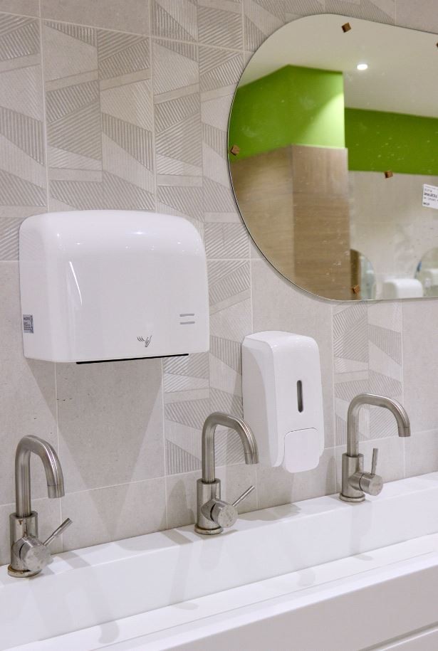 Сушилка для рук WisePro 1250вт 112 м/с пластик белая / K2013C-W