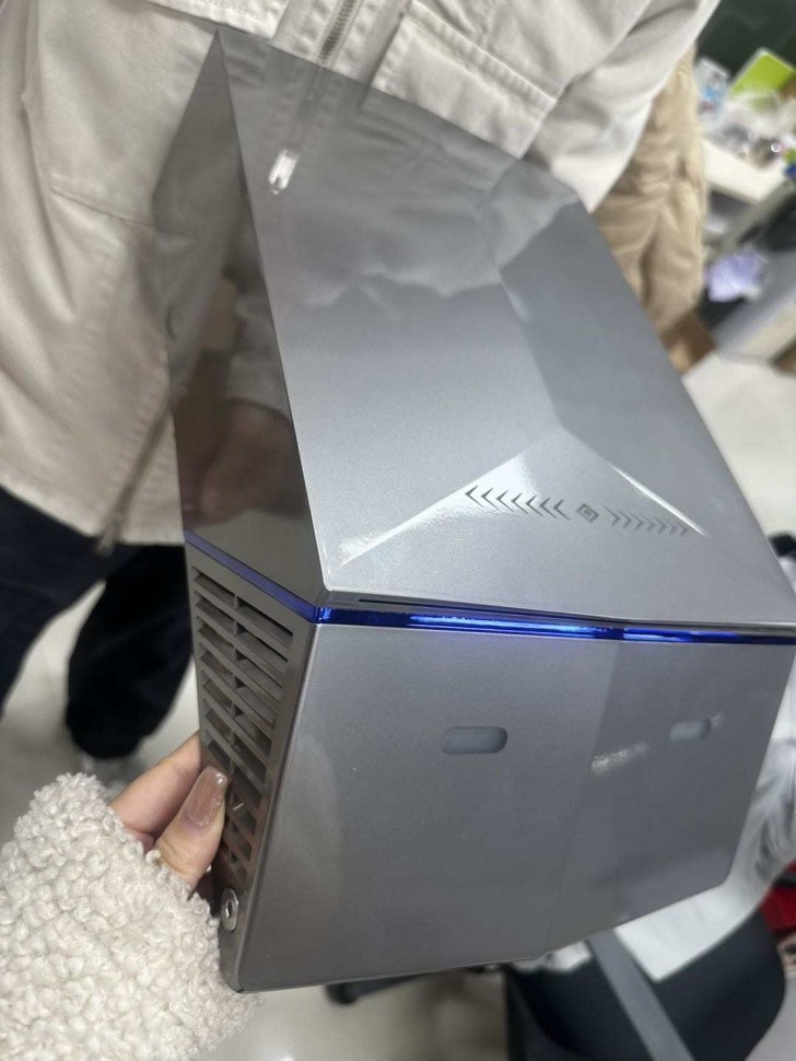 Сушилка для рук WisePro Цвет Никель 1900Вт / 160м/с / THD801-Nickel