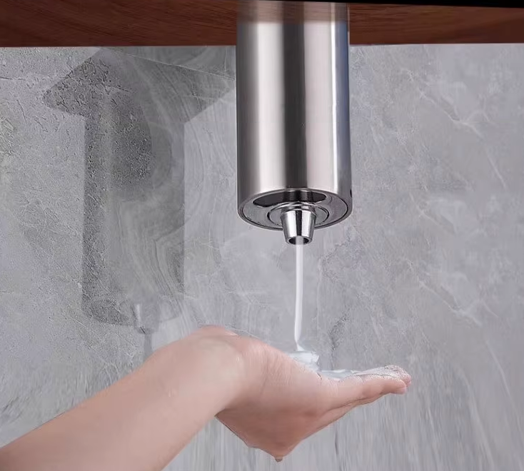 Встраиваемый дозатор жидкого мыла или пены автоматический (сенсорный) за зеркалом WisePro Нерж сталь / 78-10