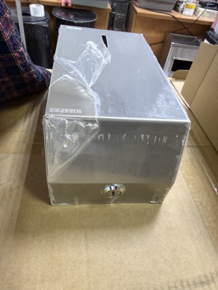 Диспенсер для листовой туалетной бумаги WisePro металл Матовая сталь / 77-44M