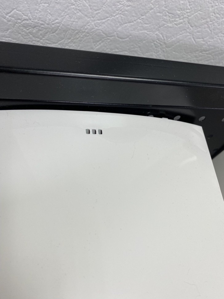 Диспенсер для рулонных бумажных полотенец WisePro K640-W с центральной вытяжкой универсальный Белый / 71600